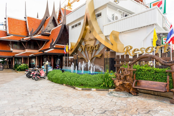 니파 리조트 파통