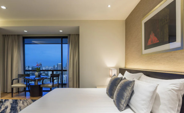 이그제큐티브 디럭스