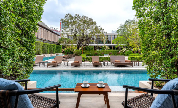 디럭스 풀 억세스