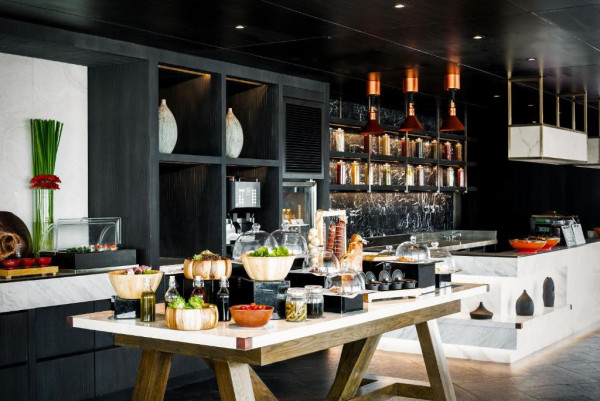 스카이라인 2 베드룸 스윗